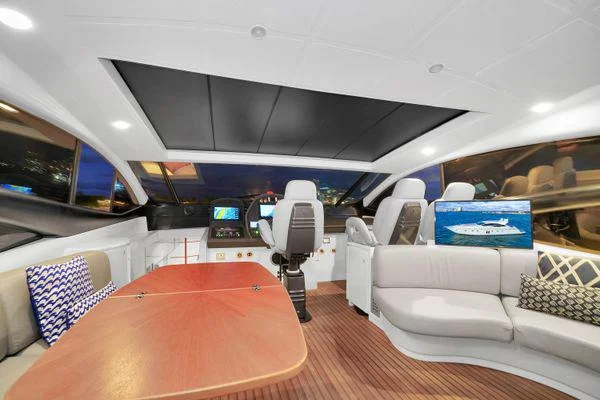 68ft Pershing Sky performance yacht